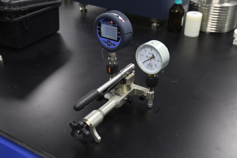 力學(xué)校準實驗室(圖3)