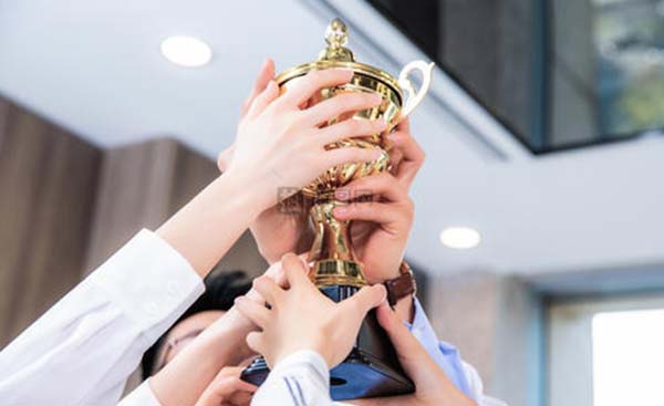 資質(zhì)榮譽(yù)